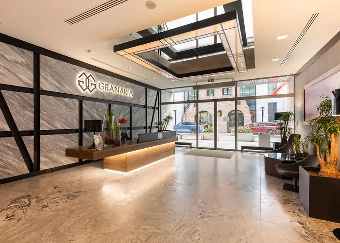 Flatbook - Center Granaria I