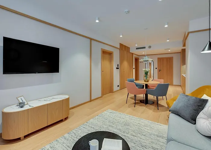 Flatbook - Center Granaria I *