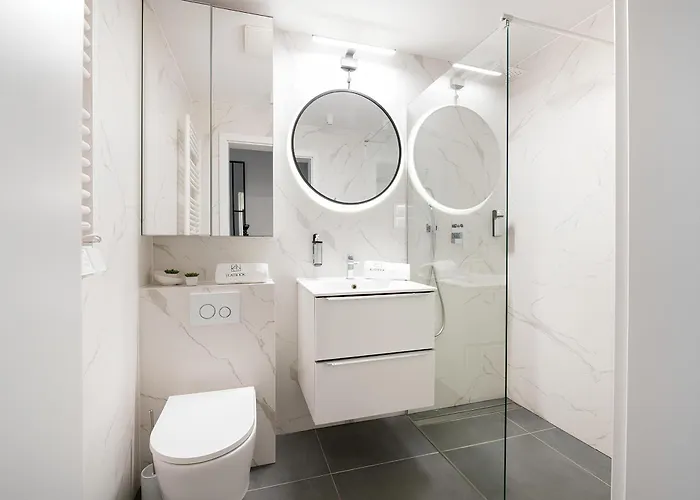 Flatbook - Center Granaria I Apartman Gdańsk